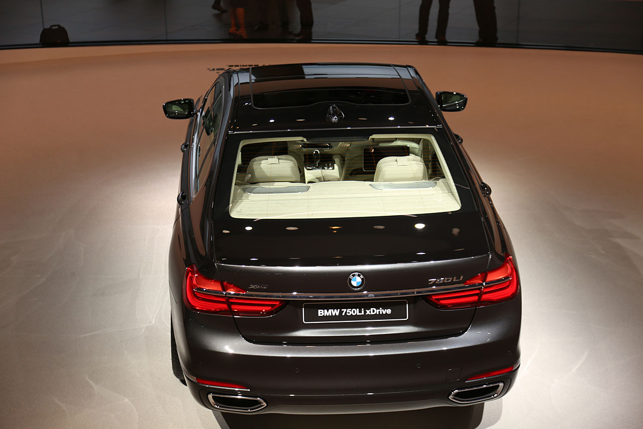 Bmw digital signage #3