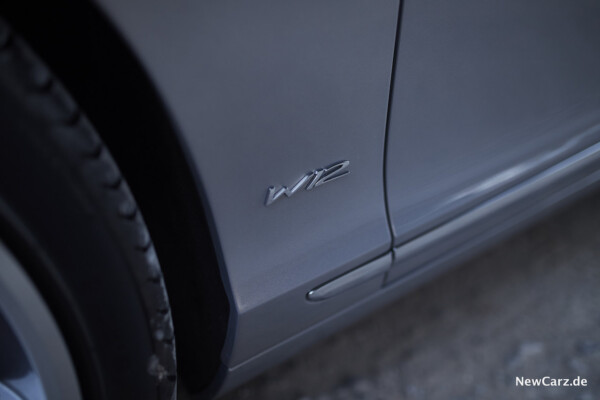 newcarz-bentley-continental-gtc-w12-06