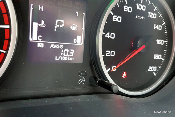 newcarz-mitsubishi-l200-51