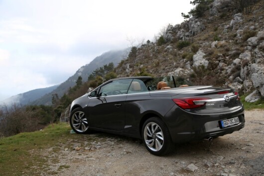 Opel Cascada - Rear