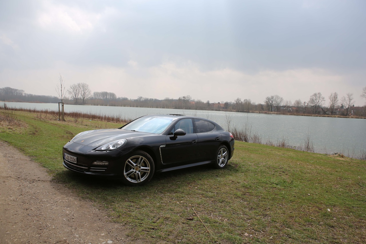 Porsche Panamera 68870