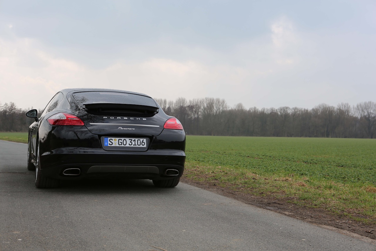 Porsche Panamera 68960