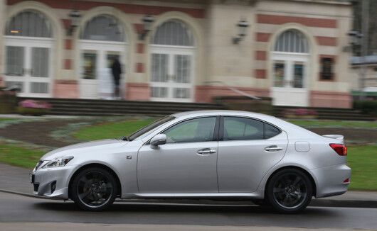 LEXUS_IS_220d_F-Sport_21644