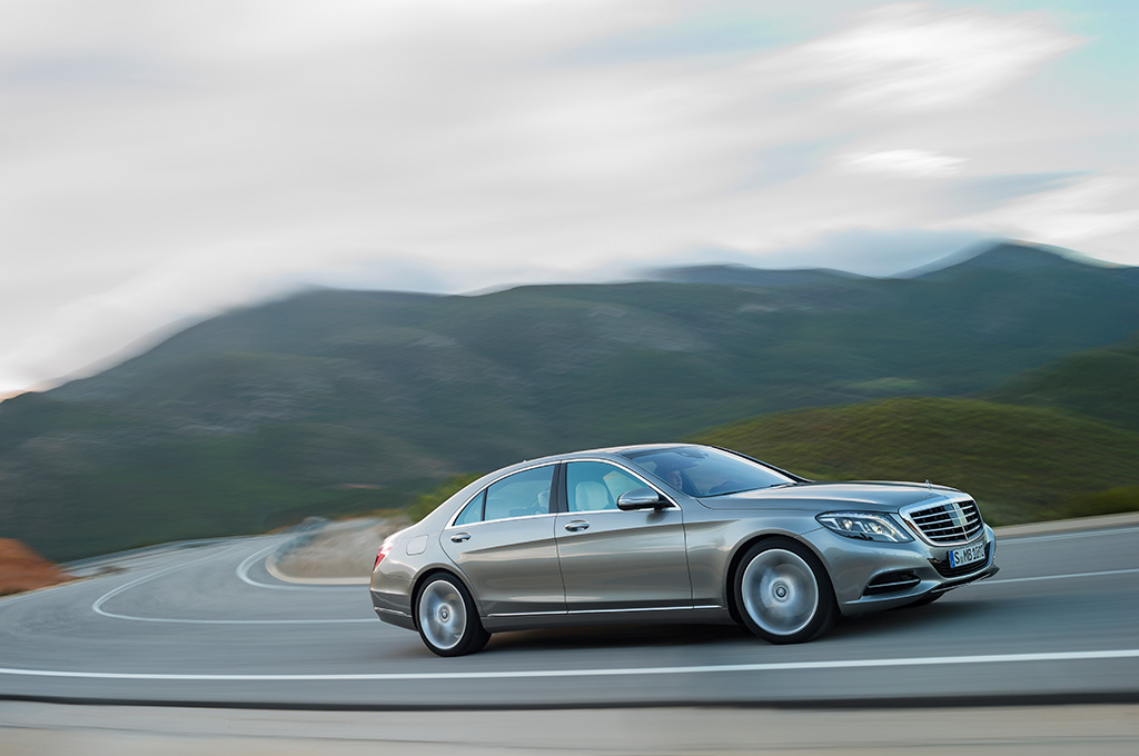 Mercedes-Benz S 400 HYBRID (W 222) 2013