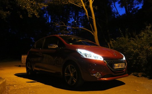 NewCarz-Peugeot-208-GTi-1437-2