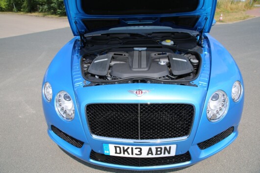 NewCarz-Bentley-Continental-GTC-V8-1962