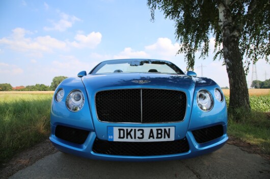 NewCarz-Bentley-Continental-GTC-V8-1999