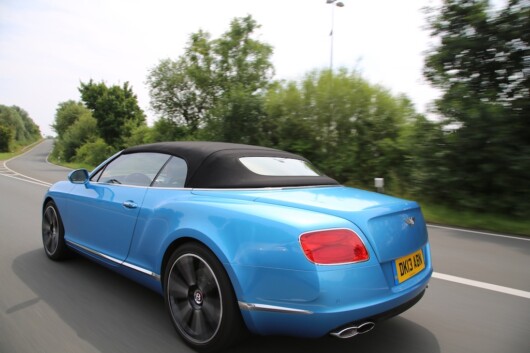 NewCarz-Bentley-Continental-GTC-V8-2338