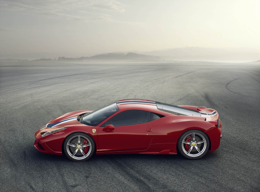 ferrari-458-speciale-side-view