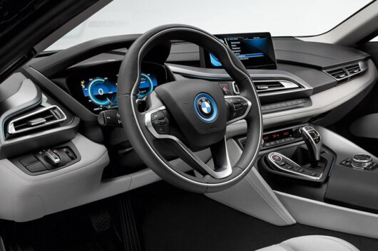 BMW-i8-fotoshowBigImage-267b14c4-715237