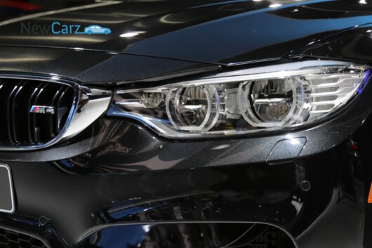 NewCarz-BMW-M3-M4-Detroit-NAIAS-2014-48