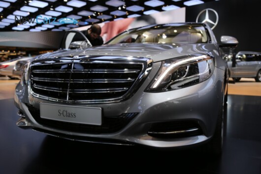 NewCarz-Mercedes-Benz-S-600-W222-Detroit-NAIAS-90