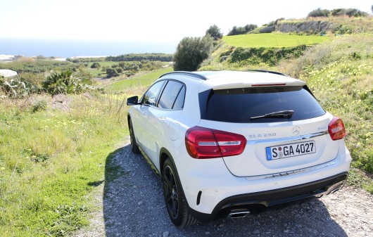 NewCarz-Mercedes-Benz-GLA-250-45-AMG-Testbericht-190