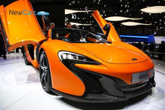 NewCarz-McLaren-650S-Geneva-275