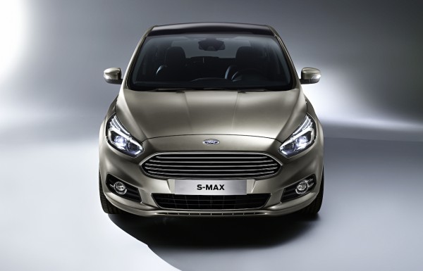 Ford-S-MAX_07
