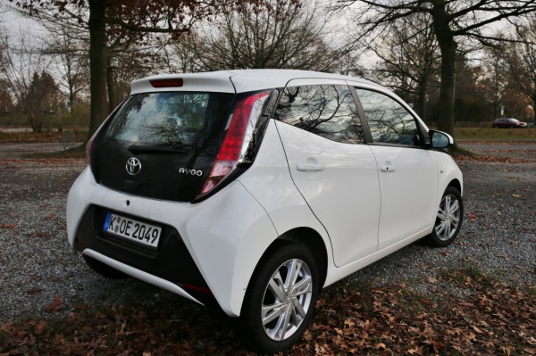 Toyota_Aygo_12-2014 (16)