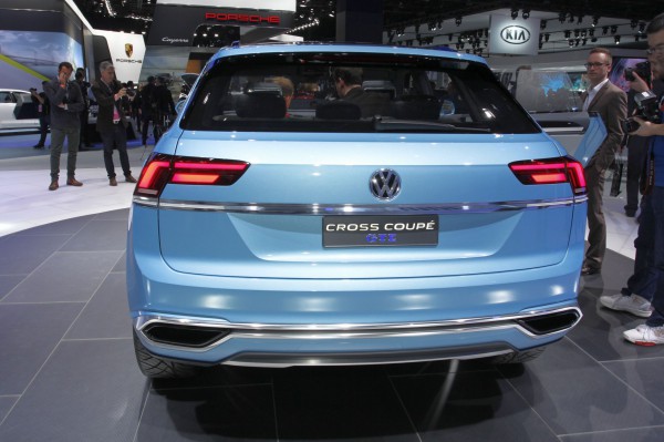 NewCarz-Volkswagen-CrossCoupe-GTE-Detroit-NAIAS-521