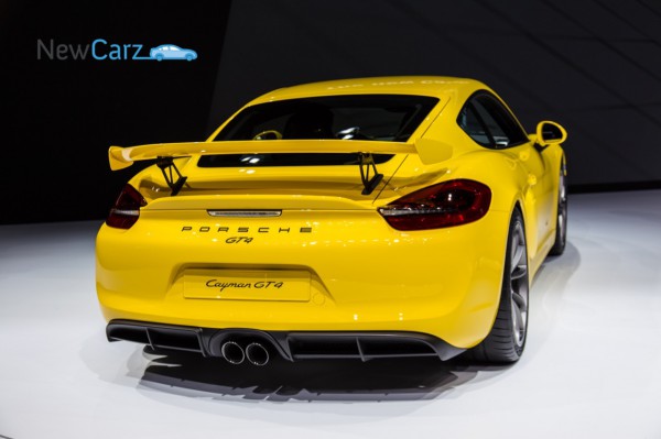 NewCarz-Porsche-Cayman-GT4-Genf-2015-86