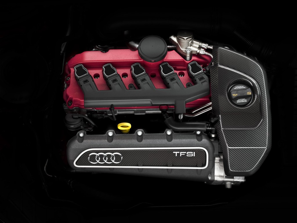 Audi_RS3_Motor_Newcar