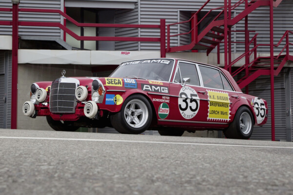 SPA AMG 300 SEL