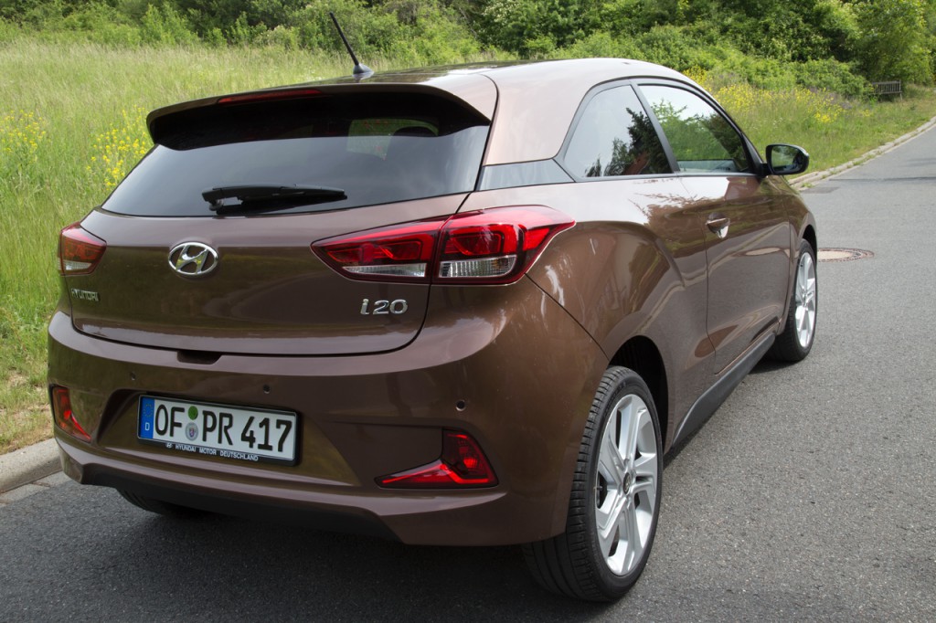 Newcarz-Hyundai-i20-Coupe (5)