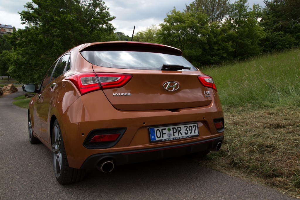 Newcarz-Hyundai-i30Turbo (6)