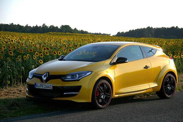 Renault Mégane Coupé RS Sunflowers