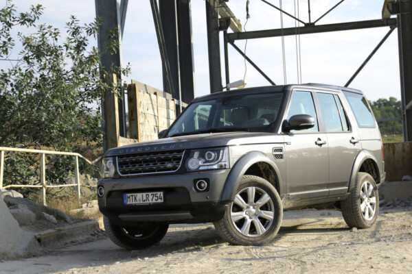 Land Rover Discovery 2015