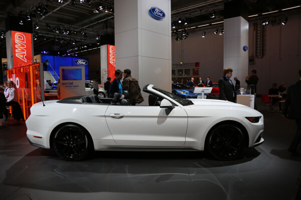 Ford Mustang Convertible V8 5.0