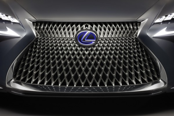 NewCarz-Lexus-LF-FC-04