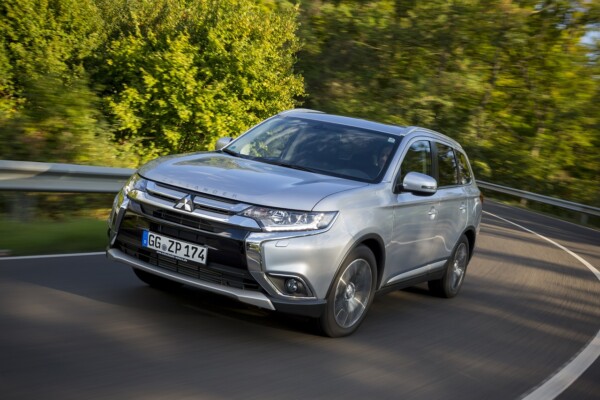 NewCarz-Mitsubishi-Outlander-02