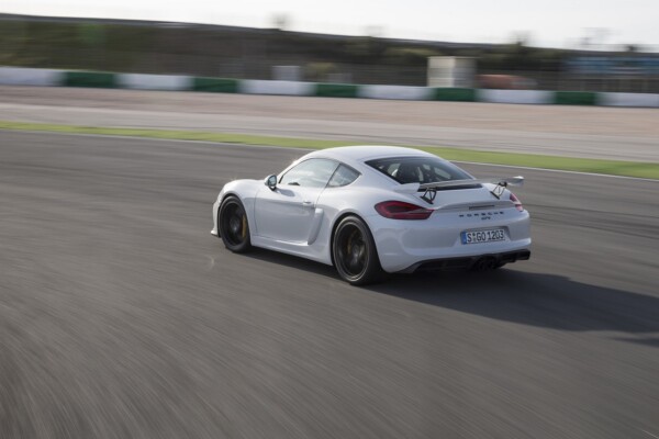 Der Porsche Cayman GT4 in Action. Der Clubsport wird noch kompromissloser.