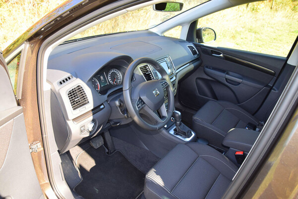 NewCarz-SEAT-Alhambra (39)