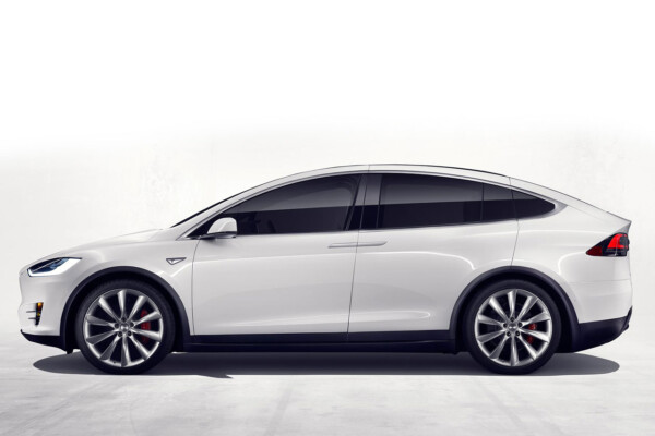 NewCarz-Tesla-Model-X-02