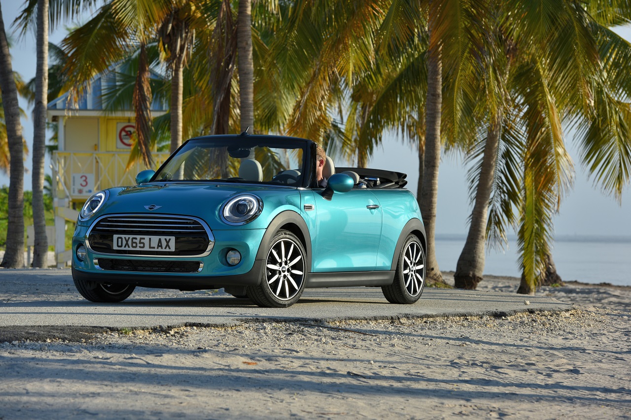 MINI Cabrio – Ab Frühjahr oben ohne