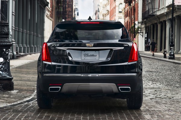 NewCarz-Cadillac-XT5-02