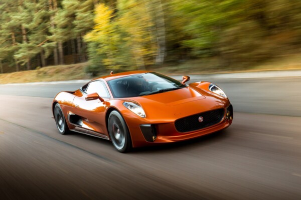 NewCarz-Jaguar-CX75-01