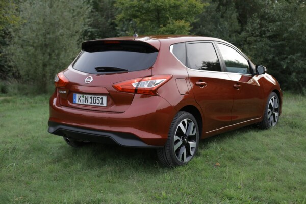 NewCarz-Nissan-Pulsar-13