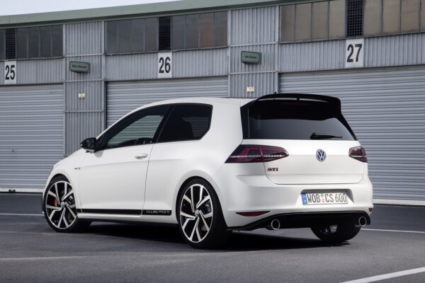 NewCarz-VW-Golf-GTI-Clubsport-01