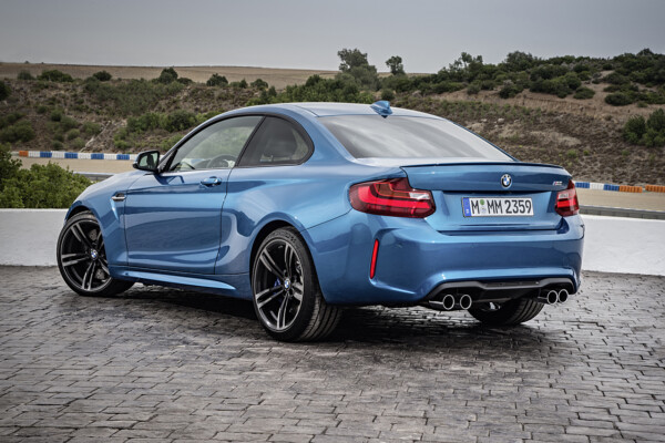 NewCarz-BMW-M2-2