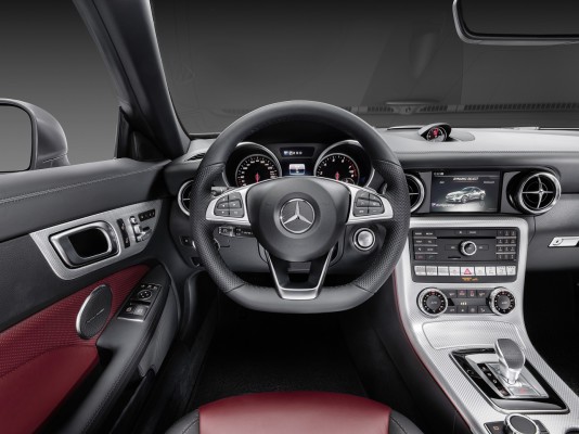 Mercedes-Benz SLC 300, Interieur, bengalrot/schwarz Mercedes-Benz SLC 300, interior, bengal red/black