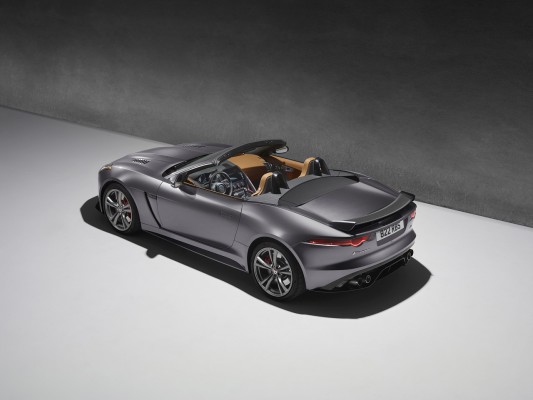 NewCarz-Jaguar-F-Type-SVR-03