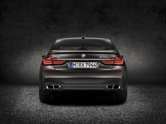 BMW M760Li xDrive