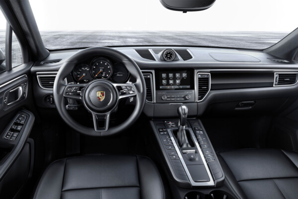 NewCarz-Porsche-Macan-2016-3