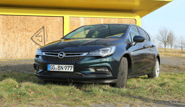 NewCarz-Opel-Astra-FB-01