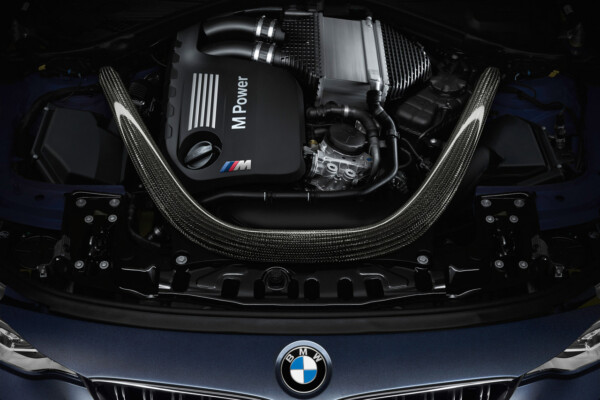 NewCarz-BMW-M3-30Jahre-3