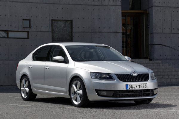 SKODA Octavia 2012