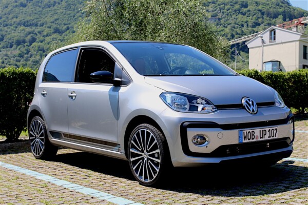 NewCarz-VW-Up!-FB-16