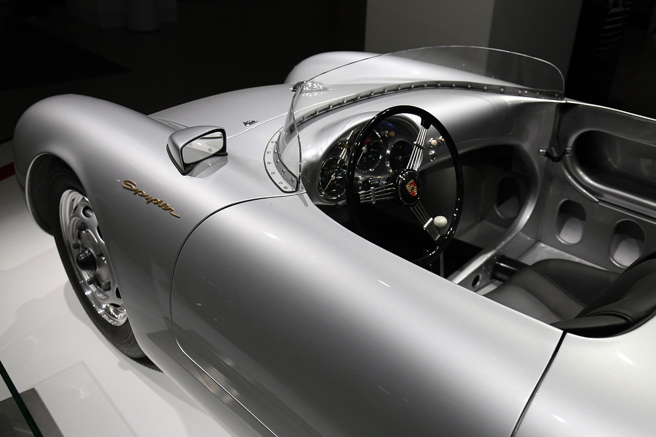 NewCarz Porsche 550 Spider