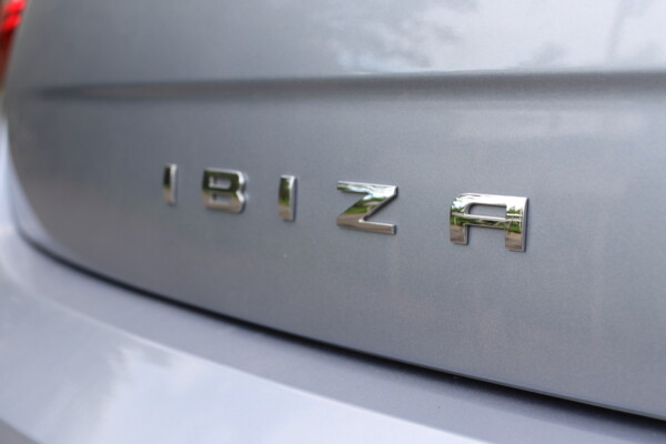 NewCarz-Seat-Ibiza-FR-21